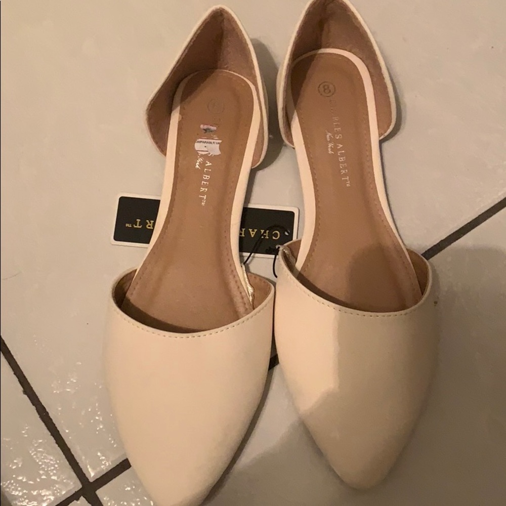 Flats size 8.